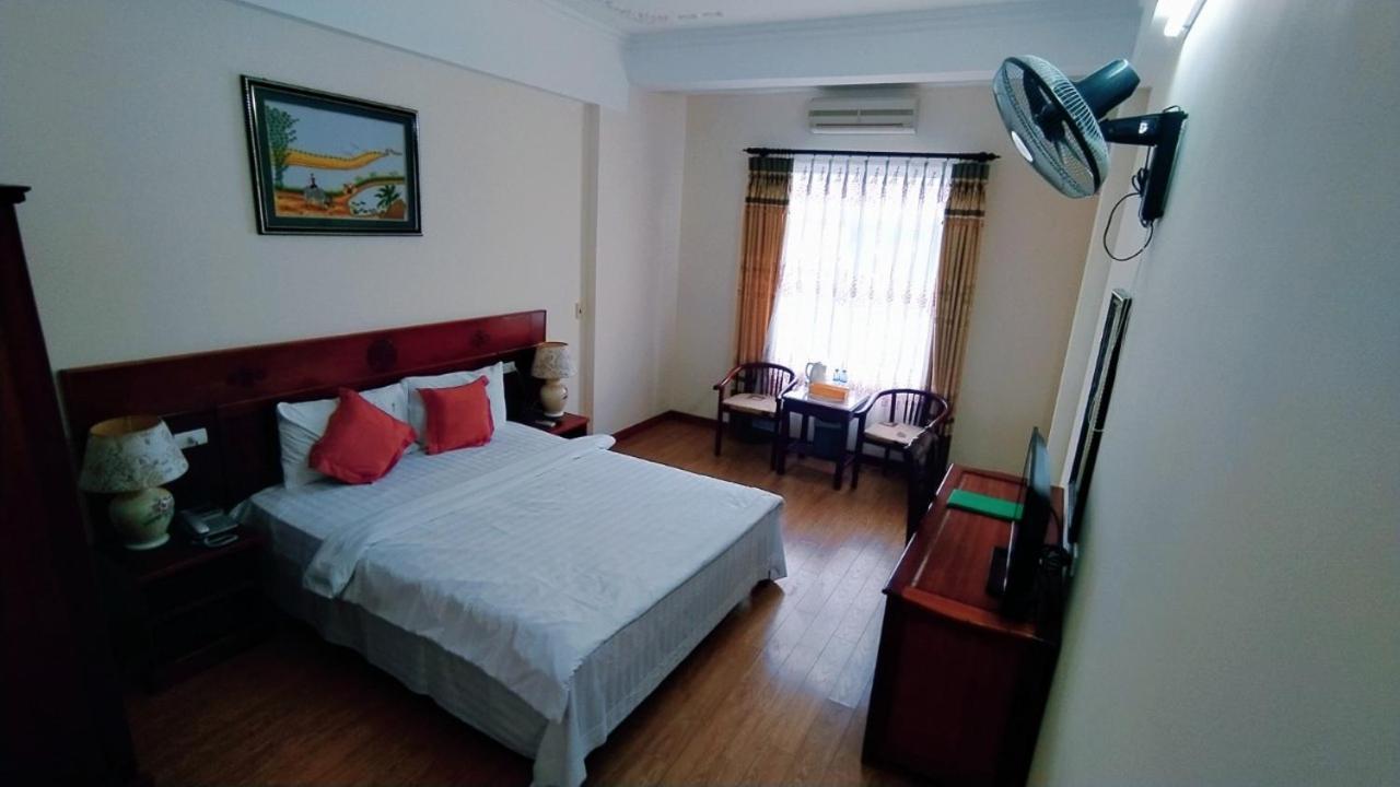 Yen Nhi Hotel Ниньбинь Экстерьер фото