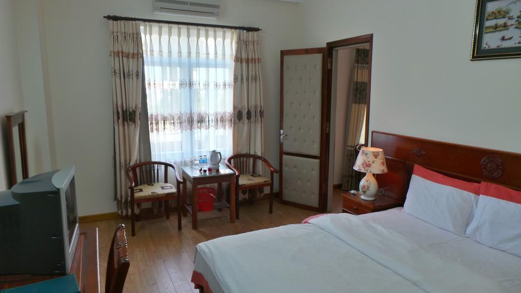 Yen Nhi Hotel Ниньбинь Экстерьер фото