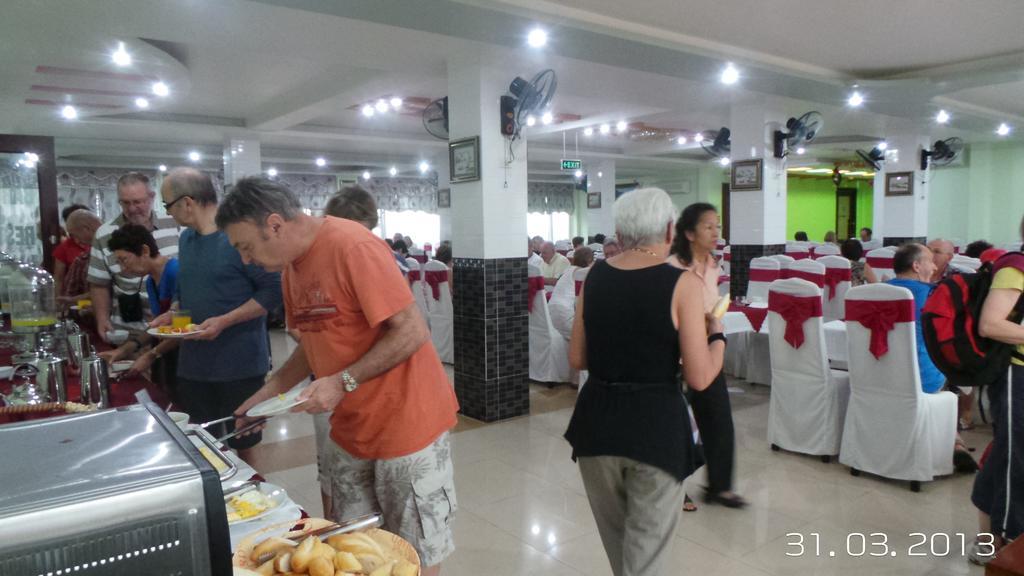 Yen Nhi Hotel Ниньбинь Экстерьер фото