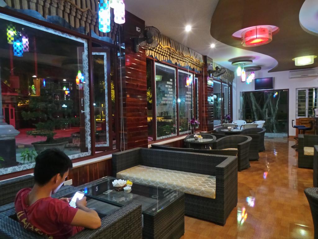 Yen Nhi Hotel Ниньбинь Экстерьер фото