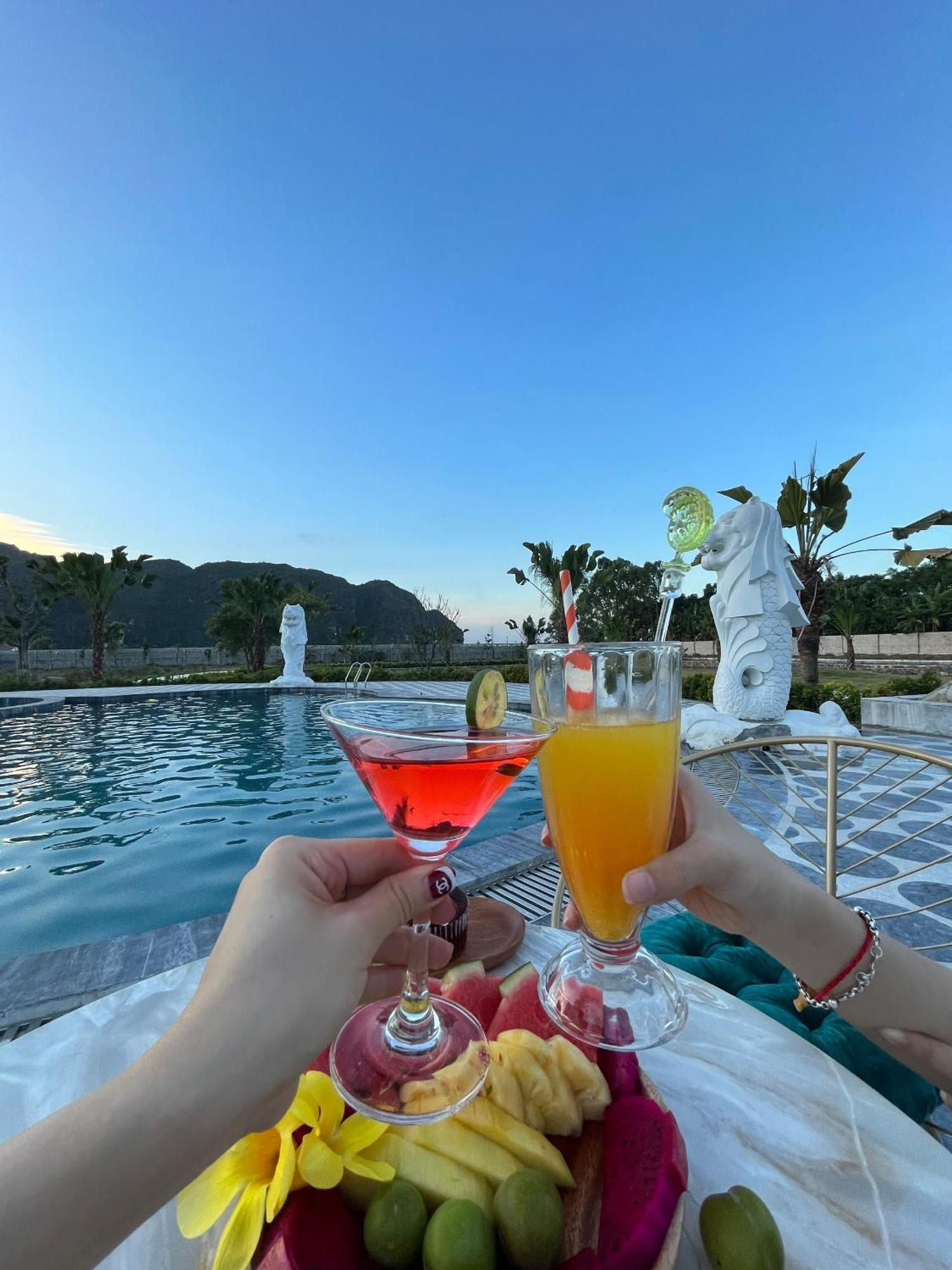 Yen Nhi Hotel Ниньбинь Экстерьер фото